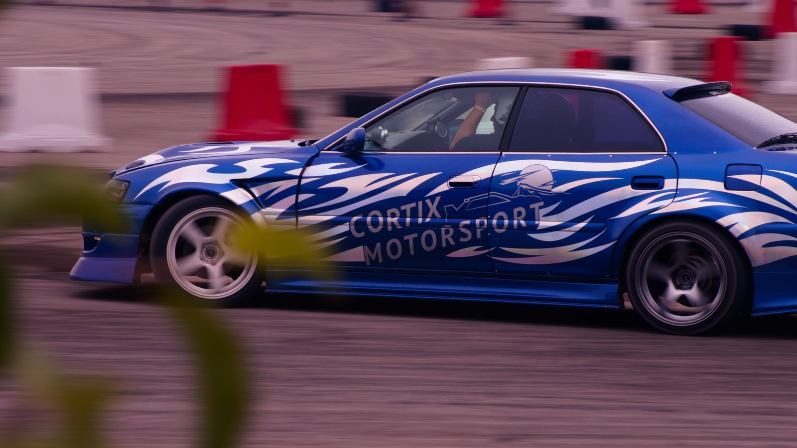 Cortix Motorsport in derapata
