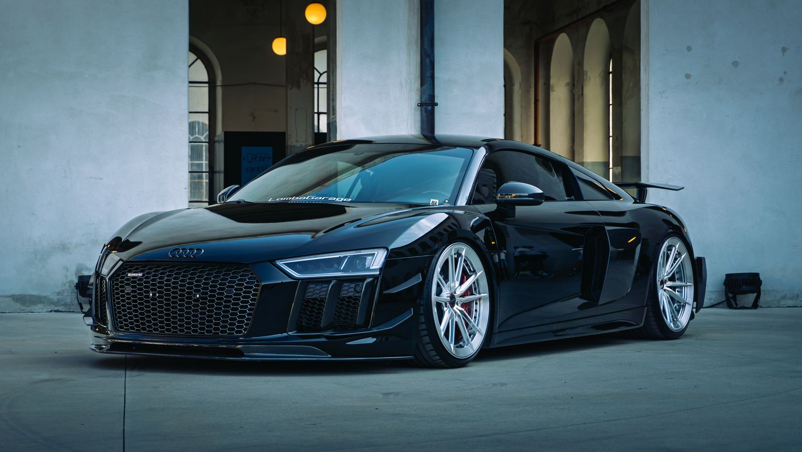 Audi R8